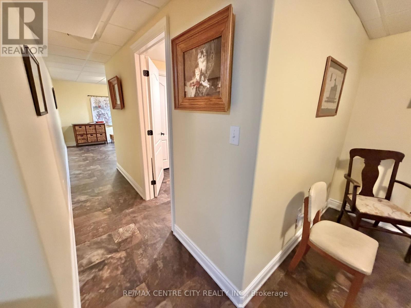 15 HOLLAND AVENUE Property Photo