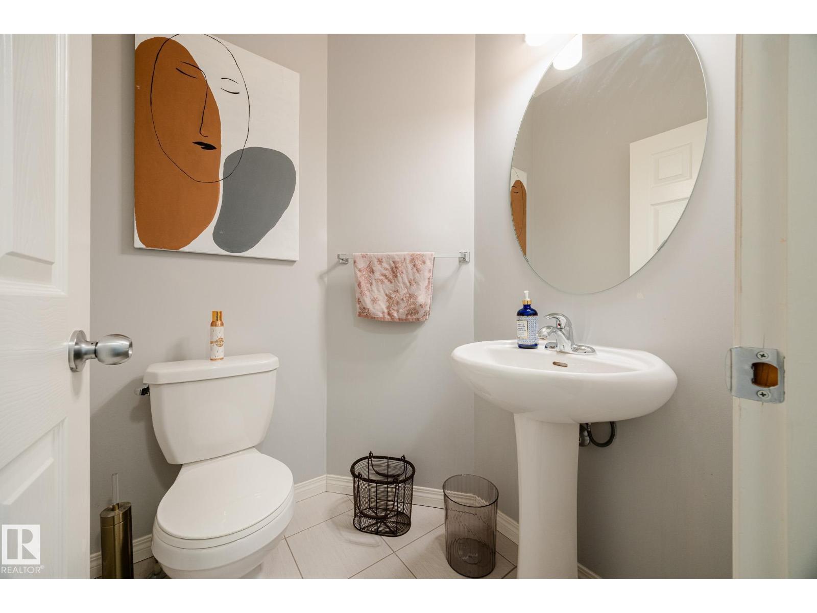 3841 Powell WD SW SW, Edmonton