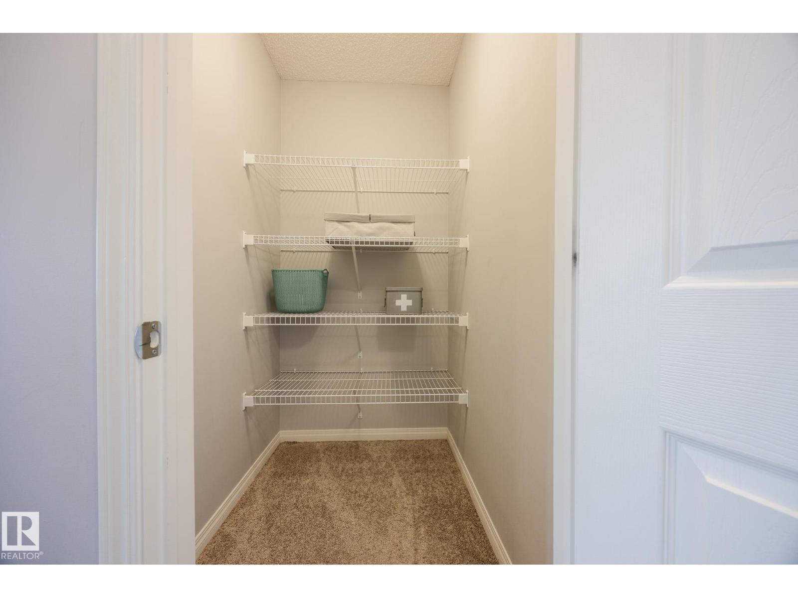 3841 Powell WD SW SW, Edmonton