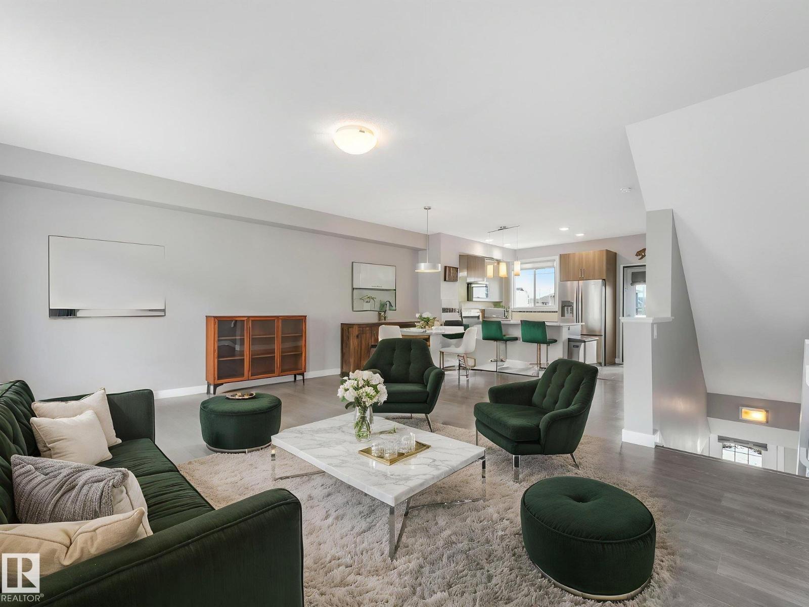 #23 13139 205 ST NW, Edmonton