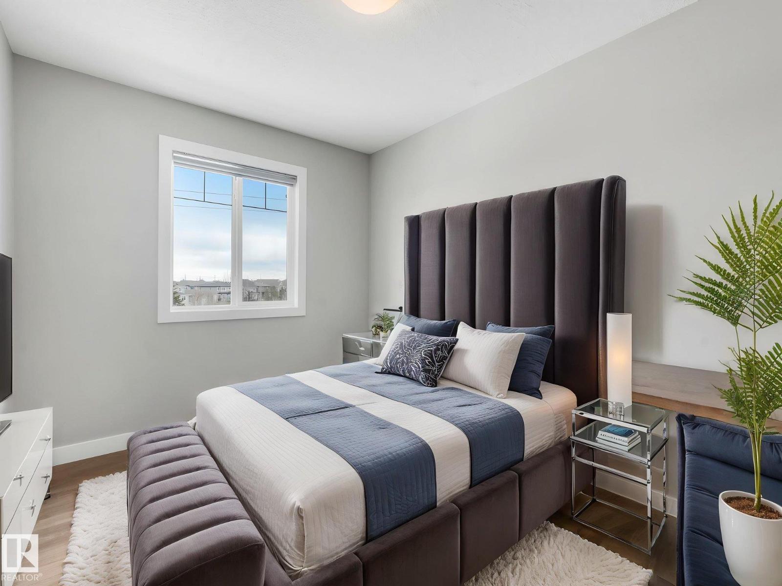 #23 13139 205 ST NW, Edmonton