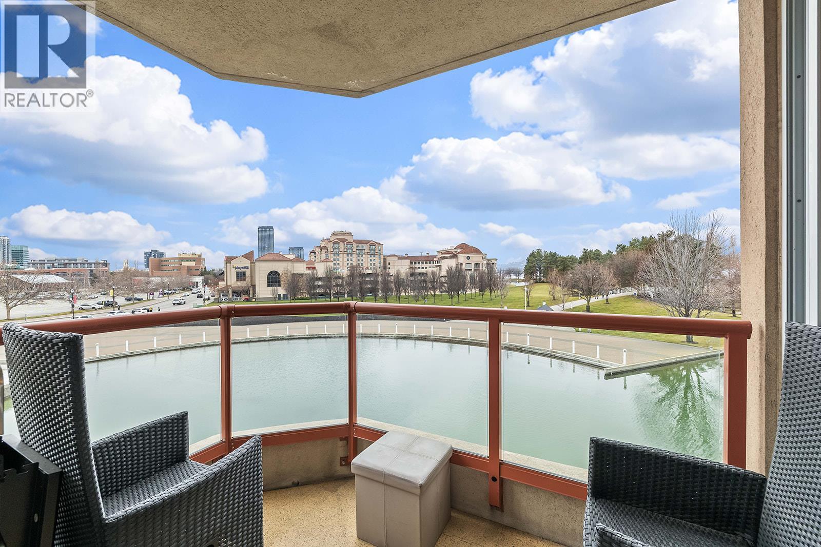 302 1160 Sunset Drive, Kelowna