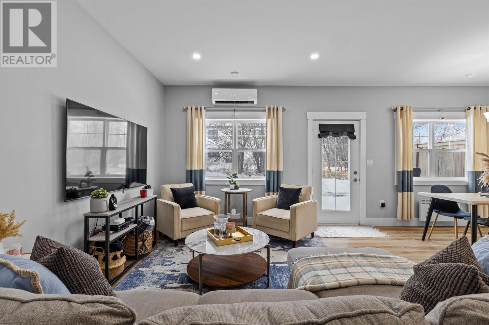 40 WOODHOUSE COURT - 20