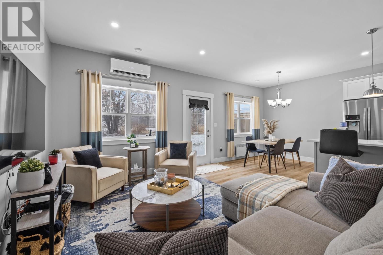 40 WOODHOUSE COURT - 21