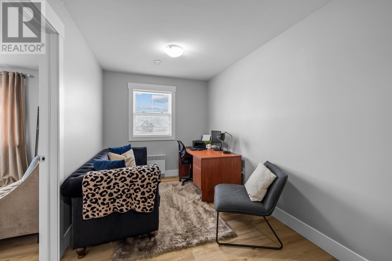 40 WOODHOUSE COURT - 25