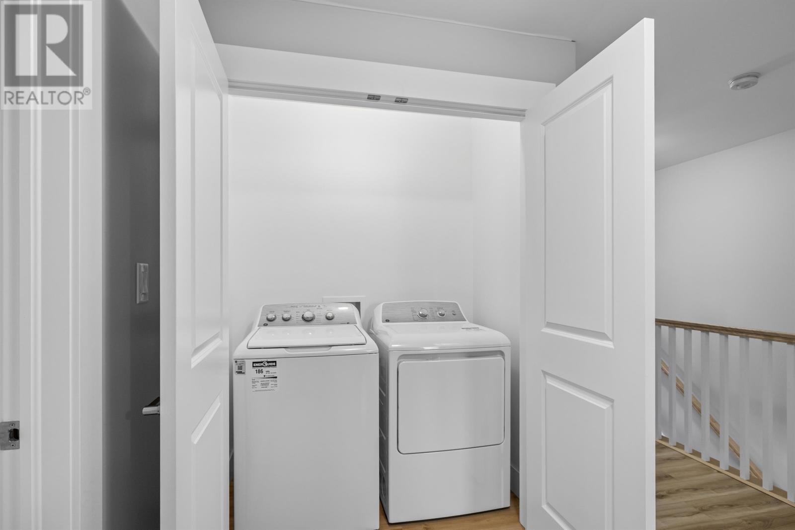 40 WOODHOUSE COURT - 38