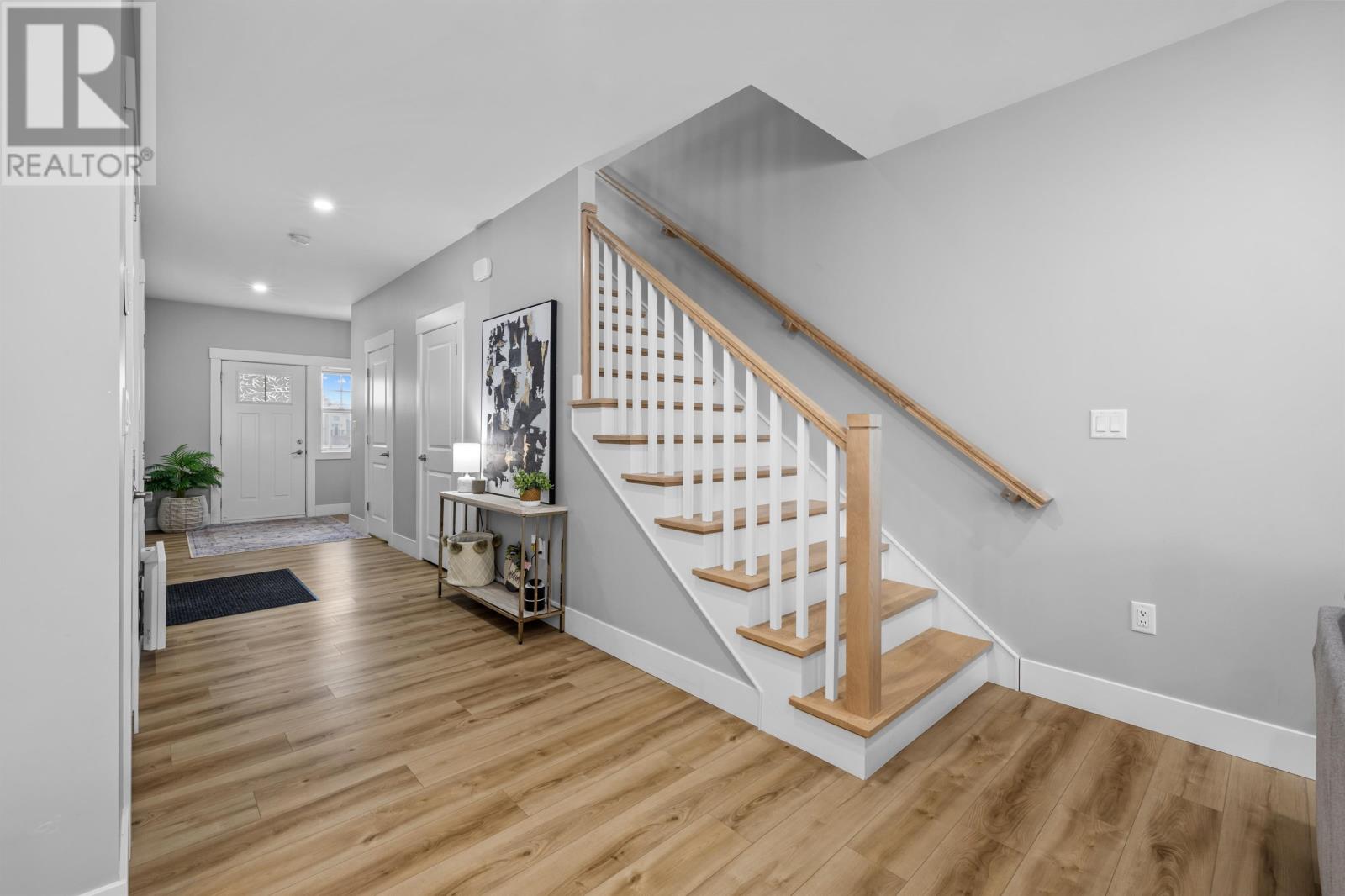 40 WOODHOUSE COURT - 9