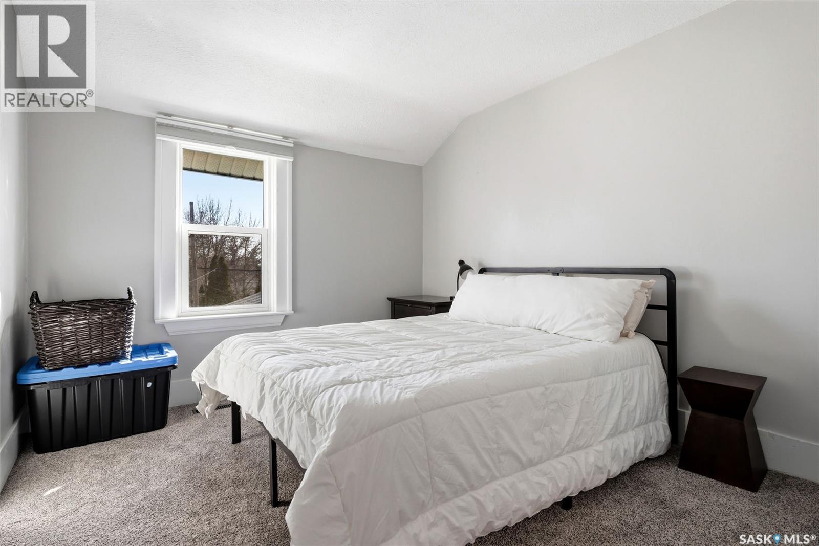 3809 Victoria AVENUE - 18
