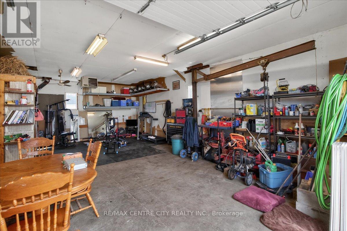 106 METCALFE STREET E Property Photo