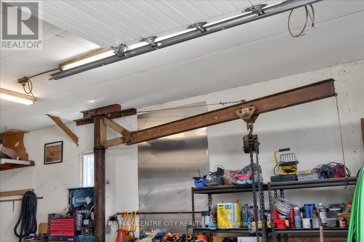 106 METCALFE STREET E Property Photo