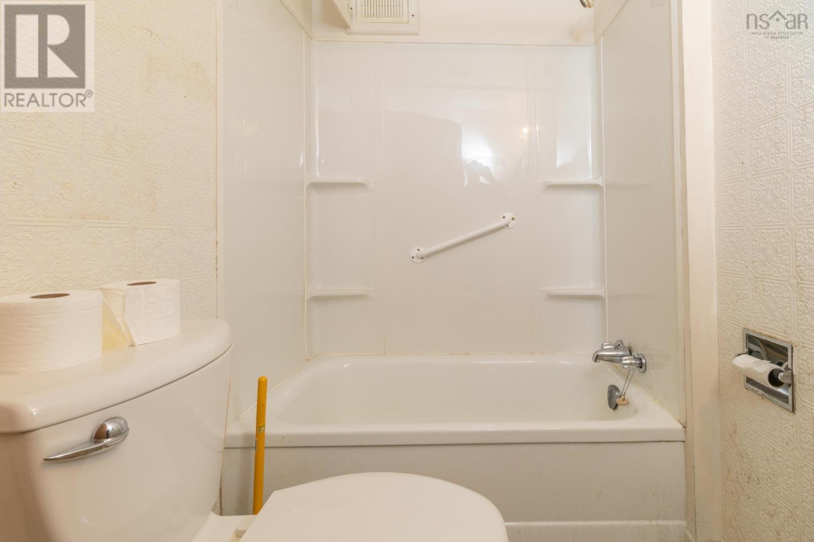 Property 24 of 29 of 48 Albert Street