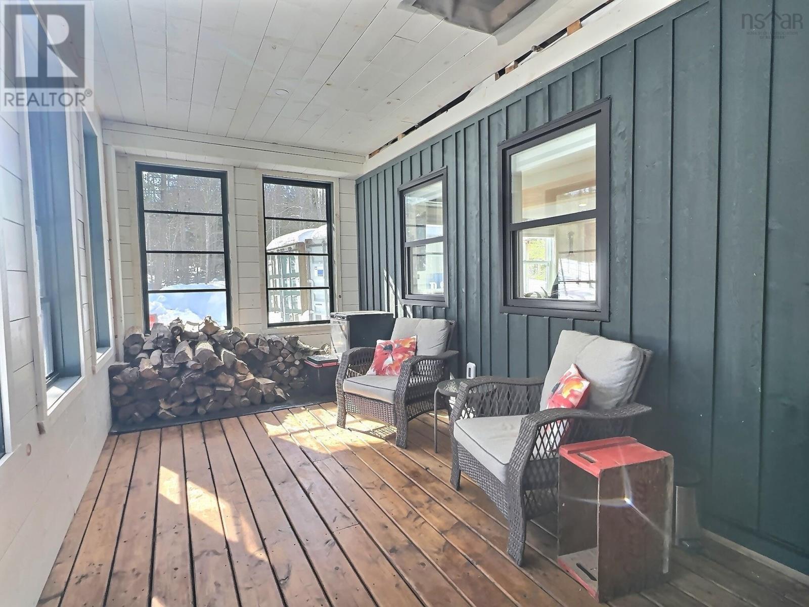 Property 5 of 21 of 556 Valley Road