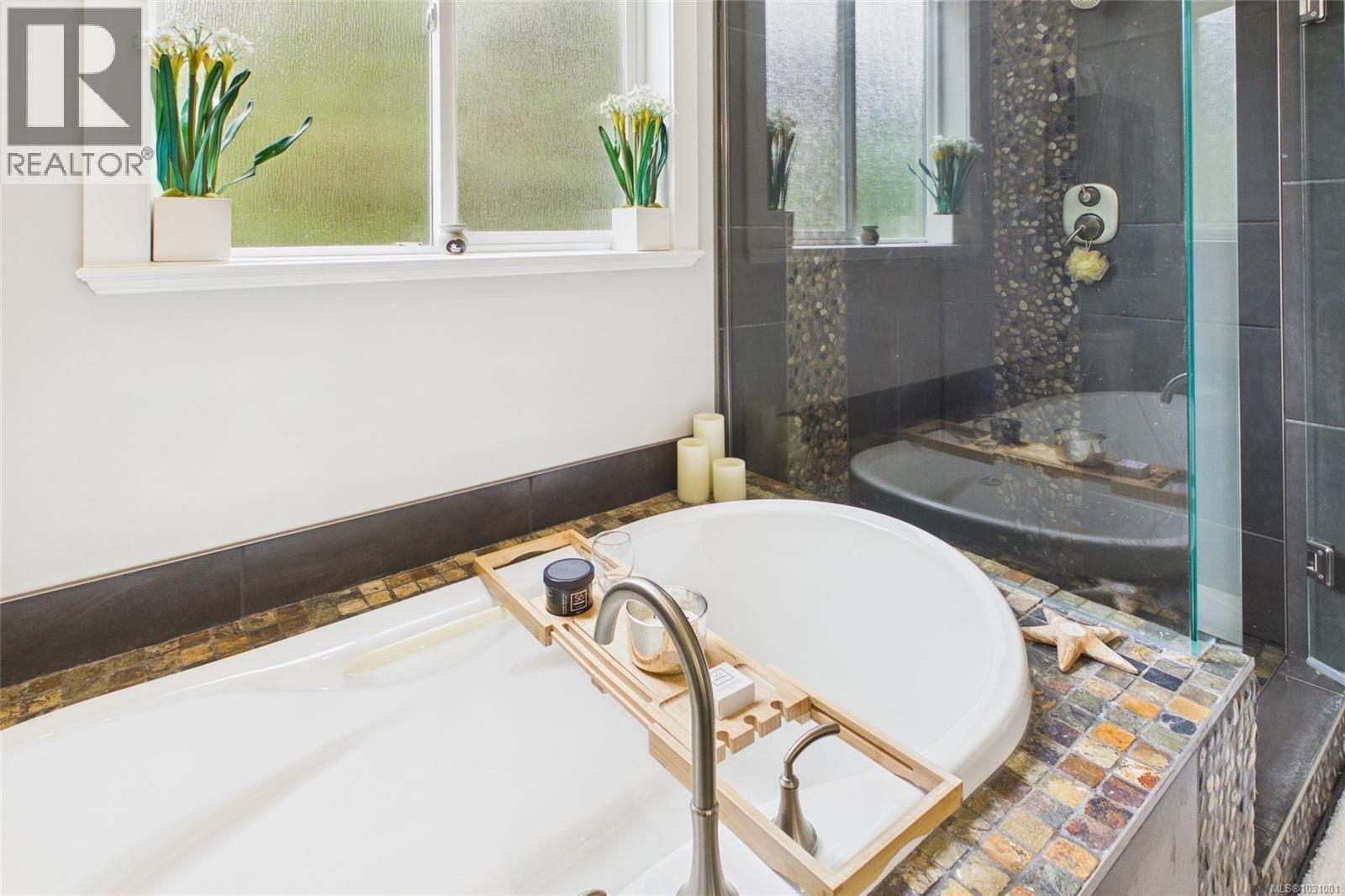 3373 CREEKSIDE PL - 32