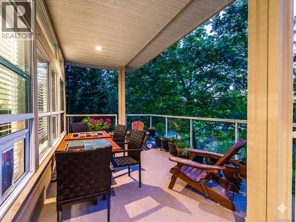 5790 Garnet Pl, Nanaimo