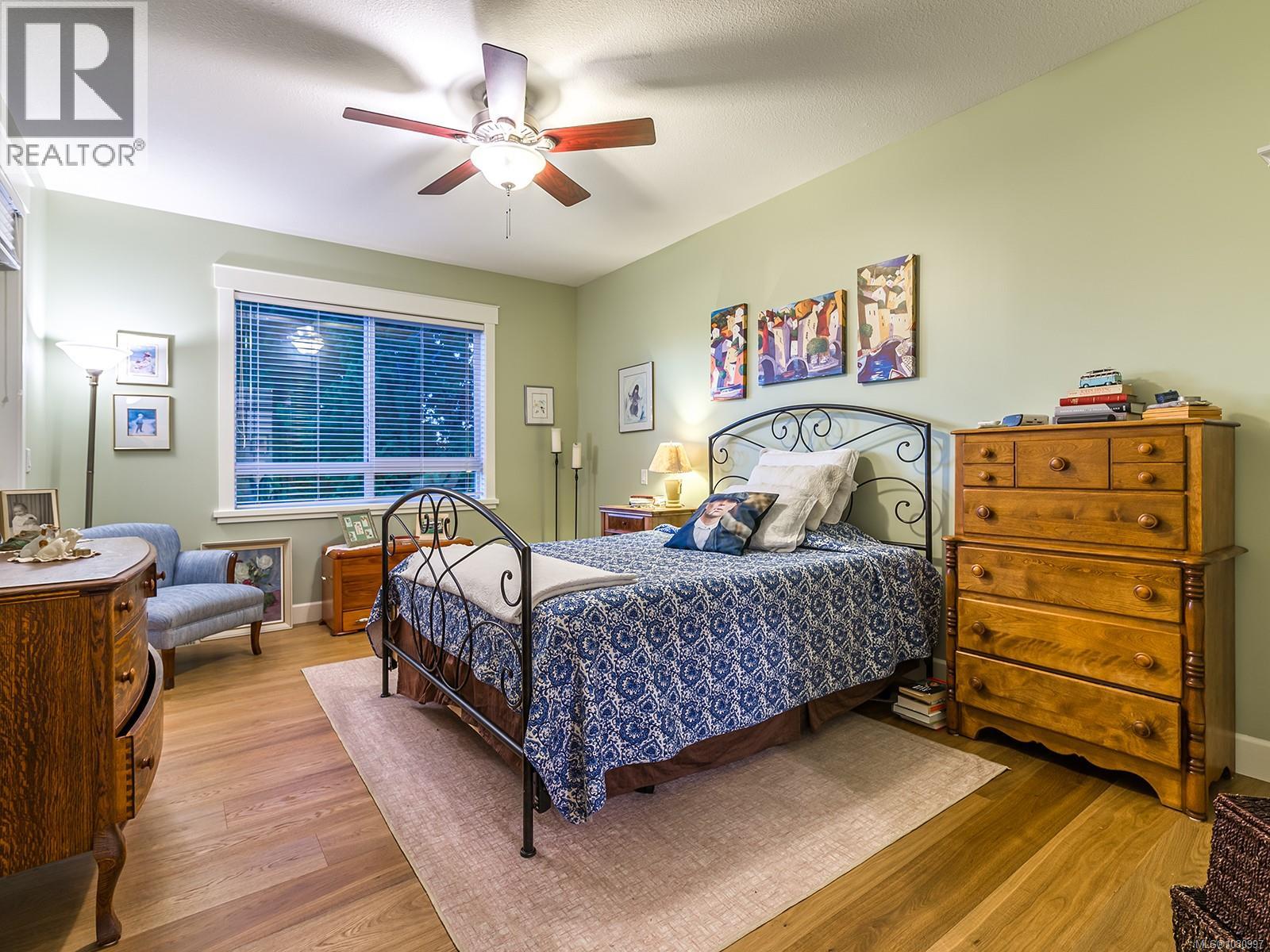 5790 Garnet Pl, Nanaimo