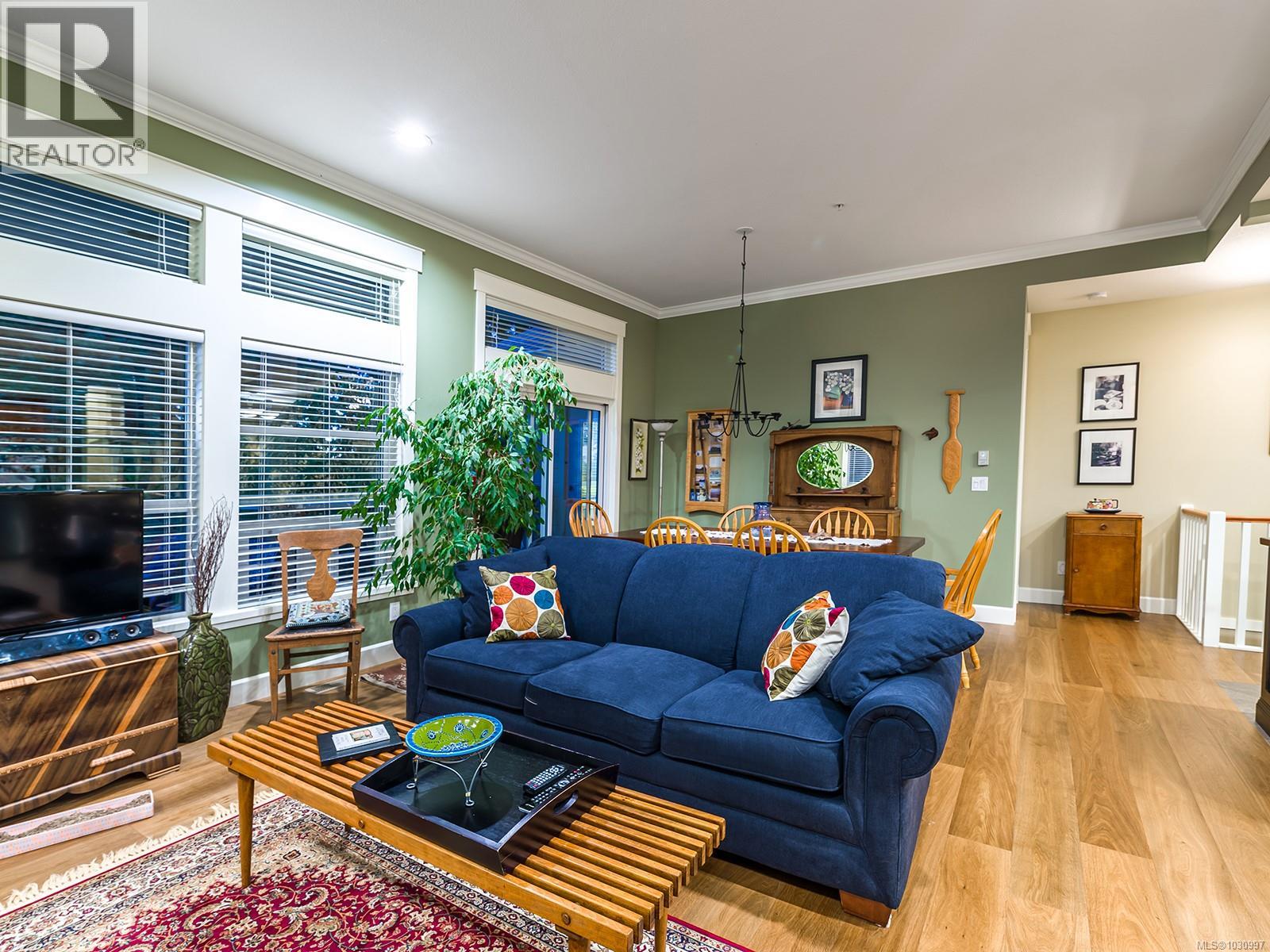 5790 Garnet Pl, Nanaimo