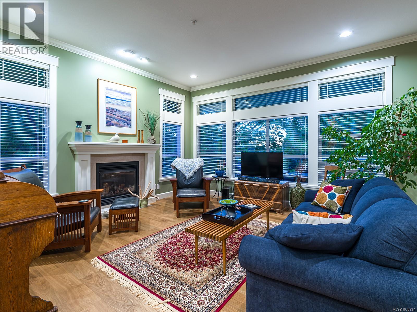 5790 Garnet Pl, Nanaimo