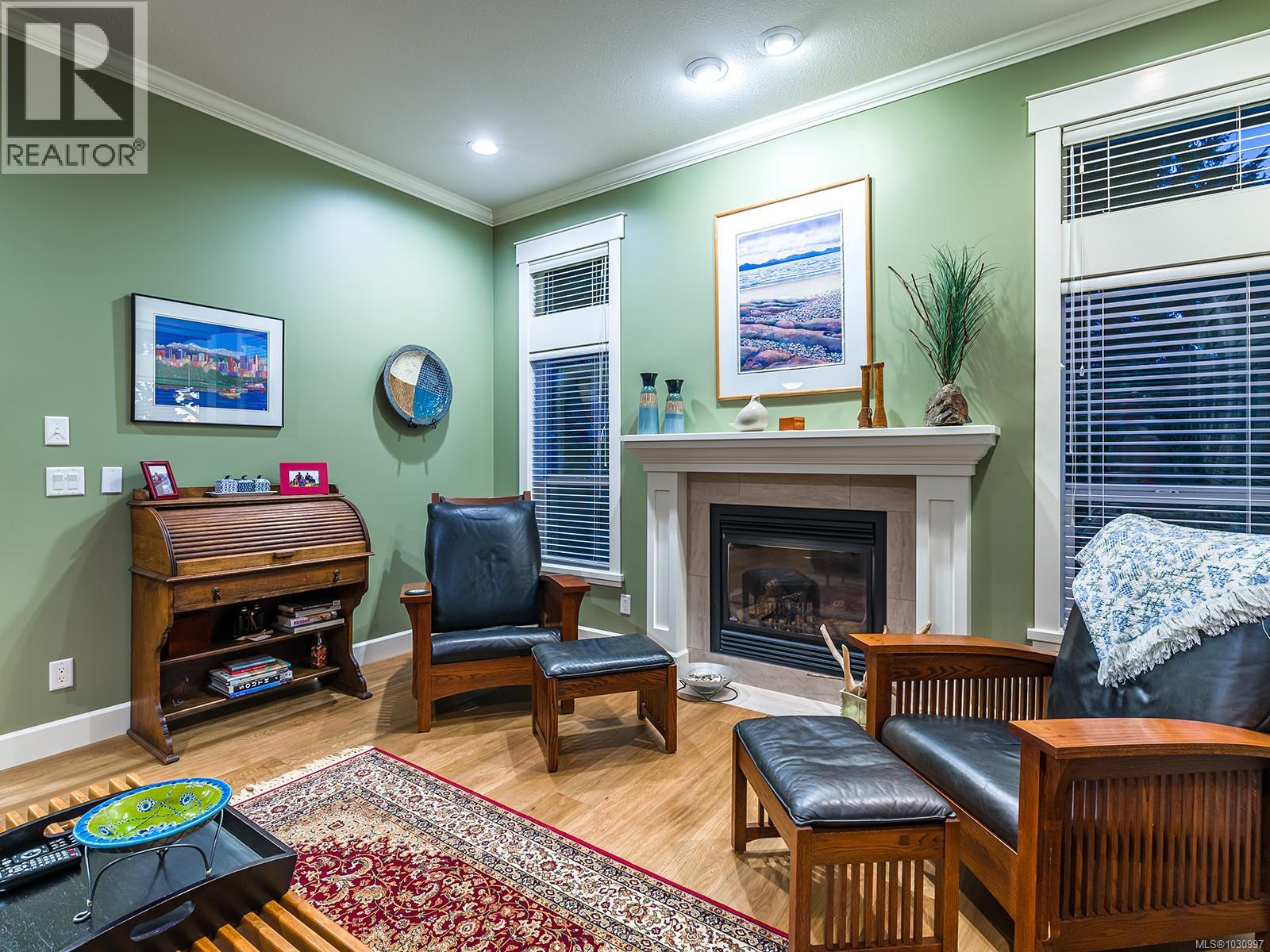 5790 Garnet Pl, Nanaimo