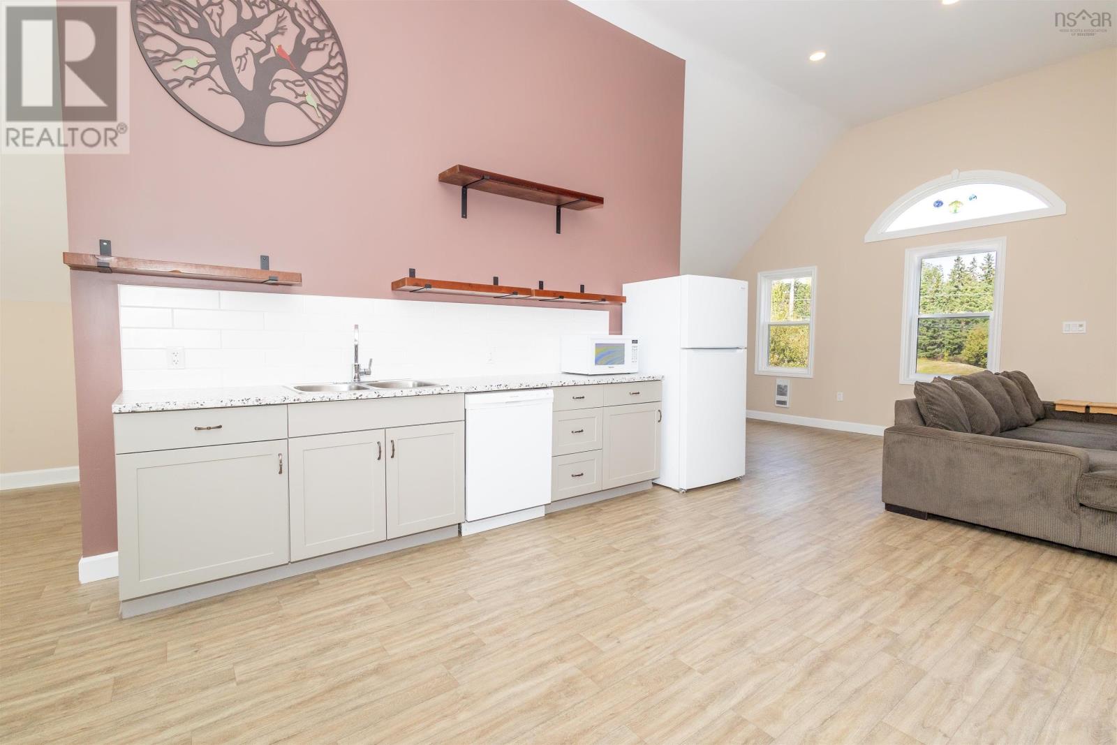 Property 28 of 35 of 696 Point Aconi Road