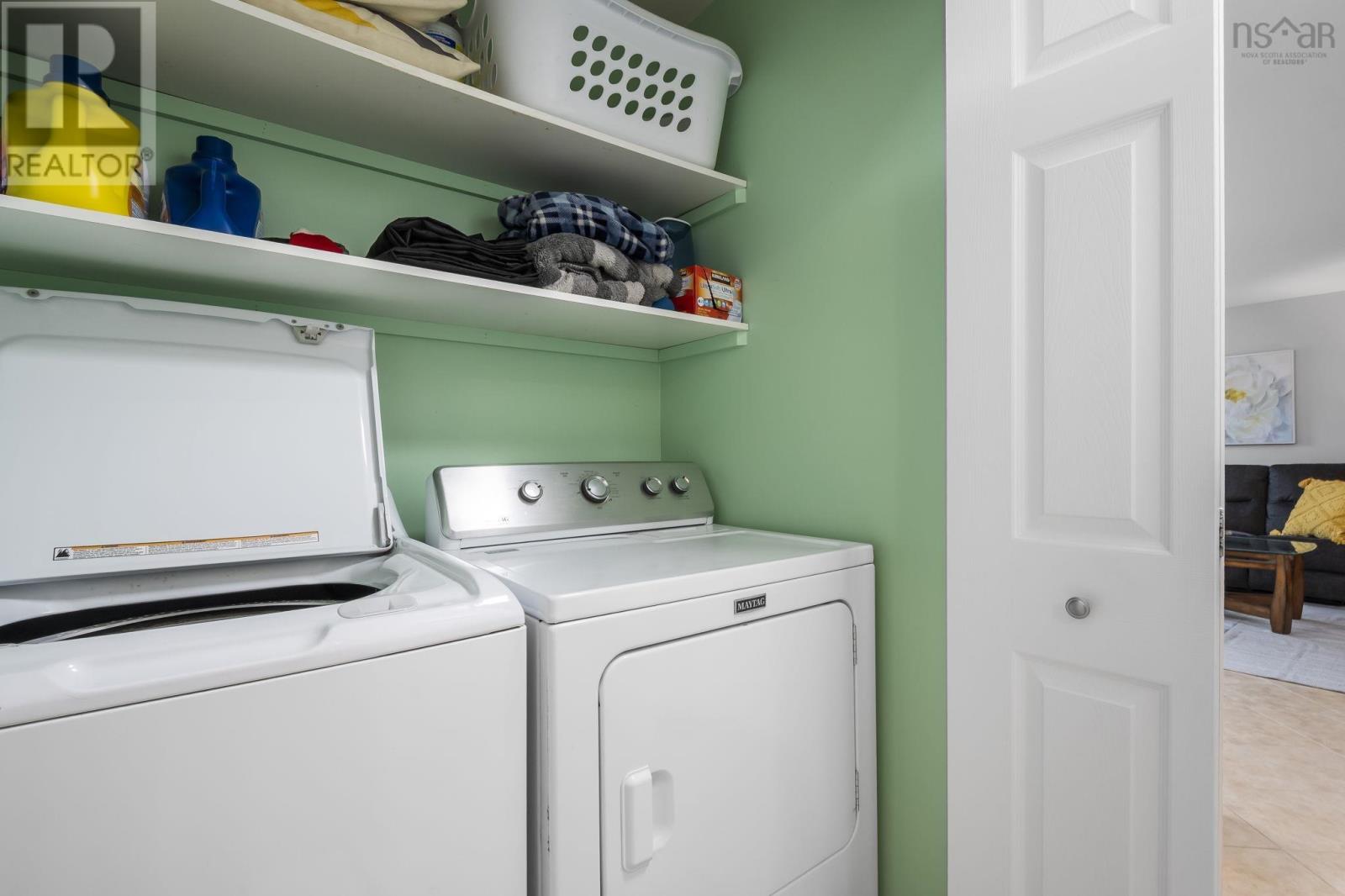 Property 18 of 31 of 25 Churchill Avenue