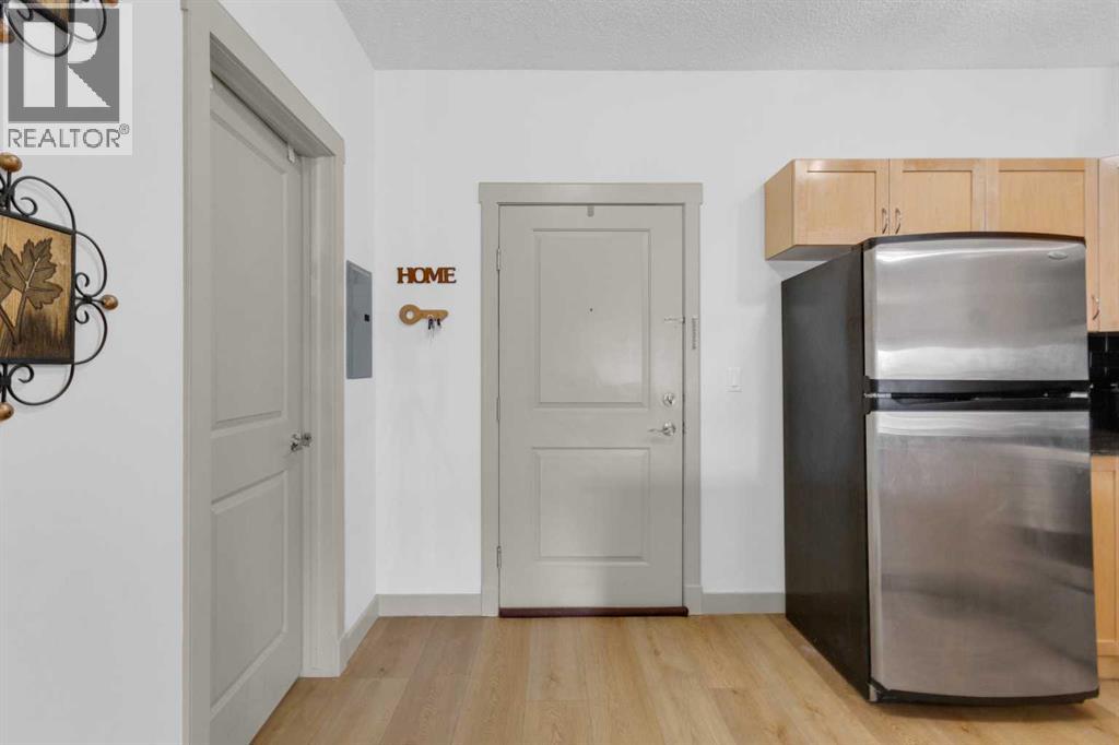 Single Family House for Sale in #  Lake Fraser Drive SE Lake Bonavista Calgary 