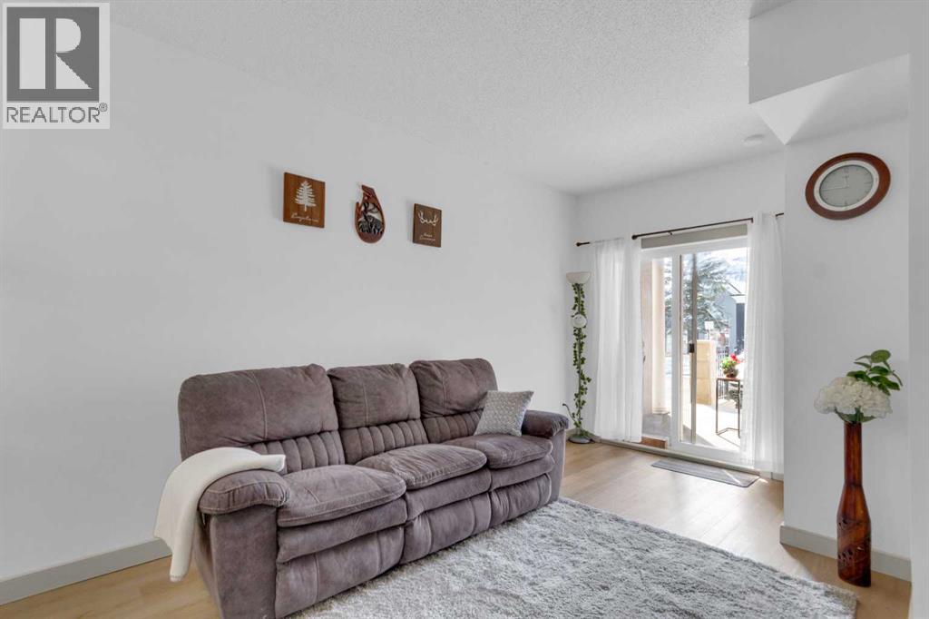 Single Family House for Sale in #  Lake Fraser Drive SE Lake Bonavista Calgary 