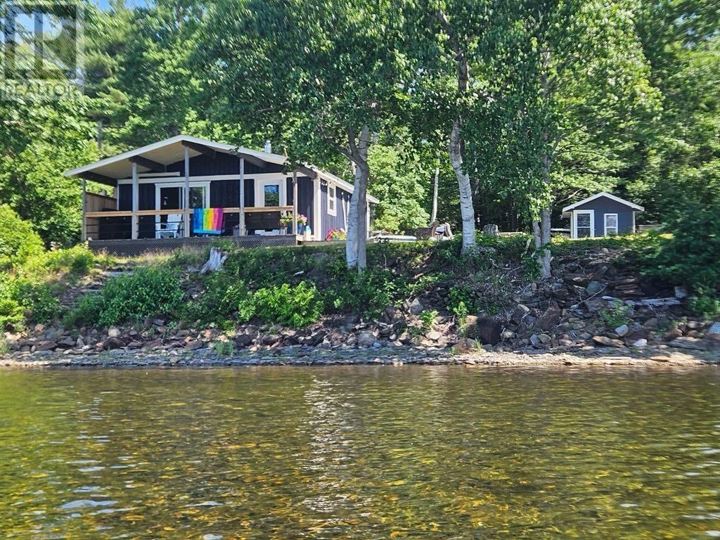 121 Dauphinee Road