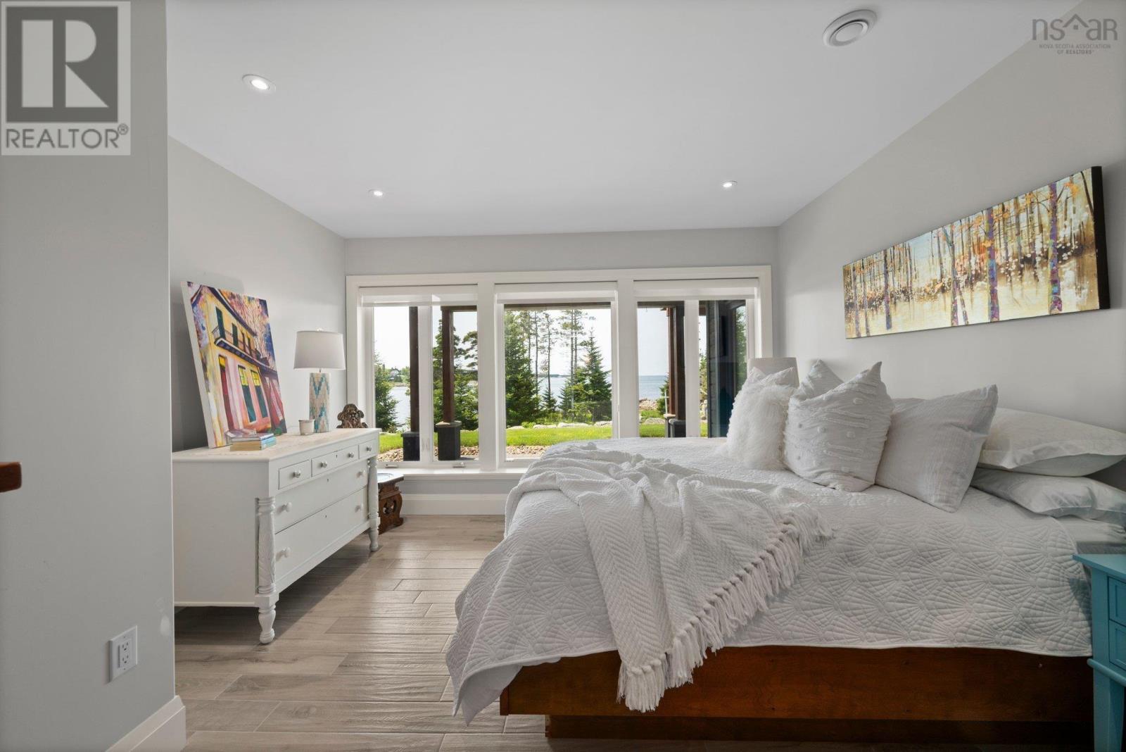 Property 17 of 51 of 22 Thumbcap Lane