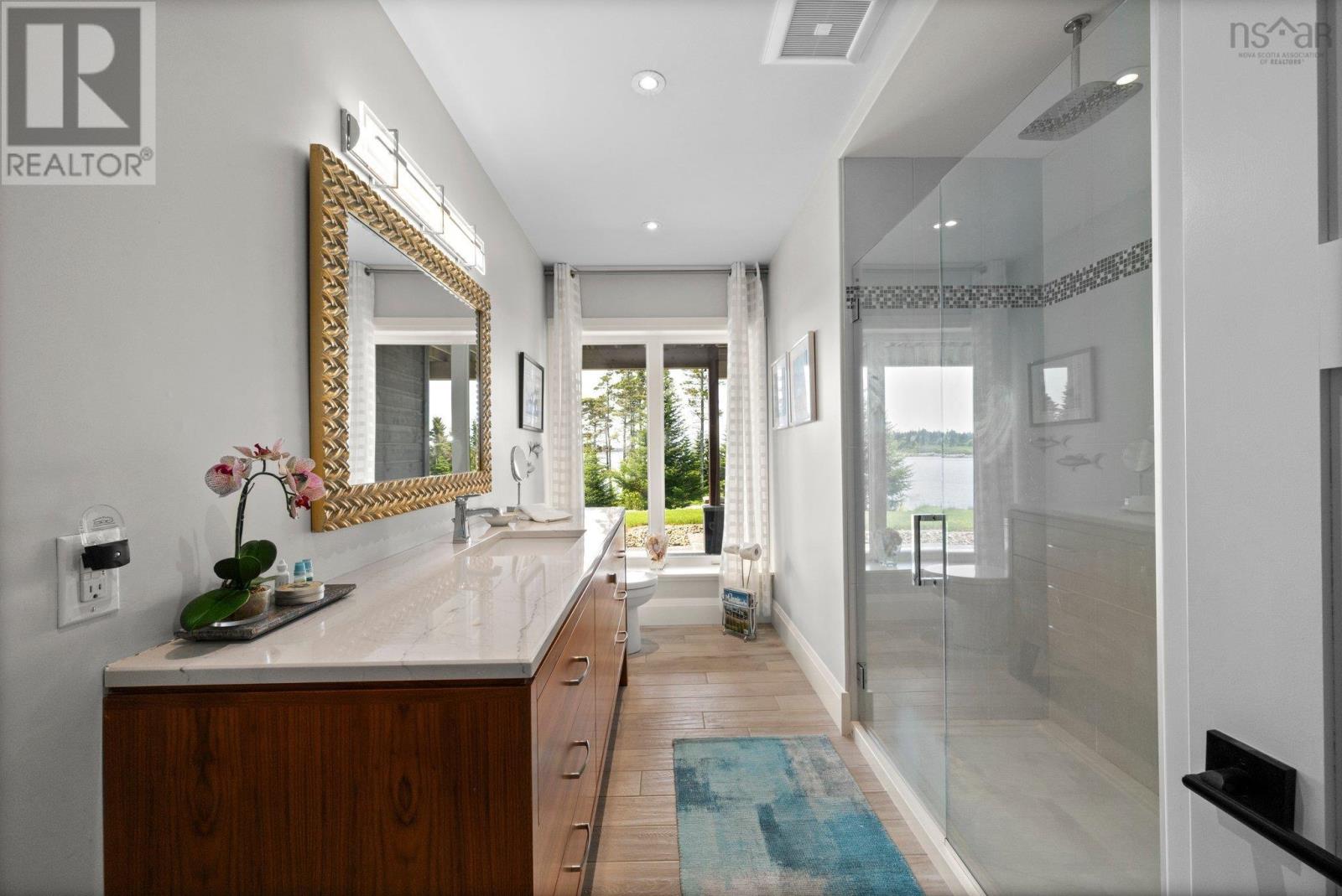 Property 18 of 51 of 22 Thumbcap Lane