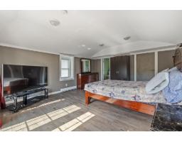 330 Ch. Des Outaouais, L Ile Du Grand Calumet, QC J0X1J0 Photo 20
