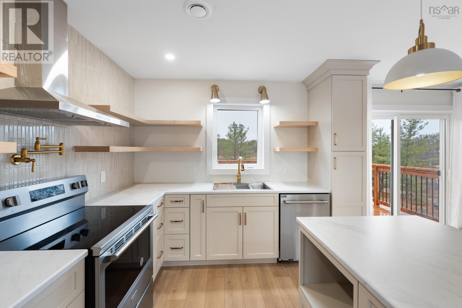 Property 15 of 41 of 4 Acorn Lane