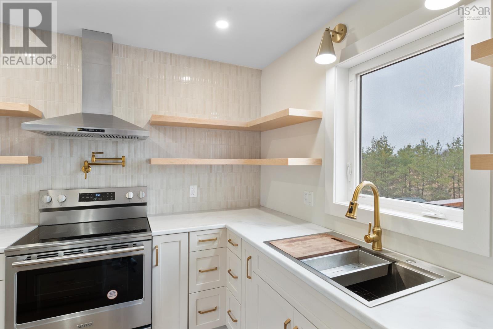 Property 13 of 41 of 4 Acorn Lane