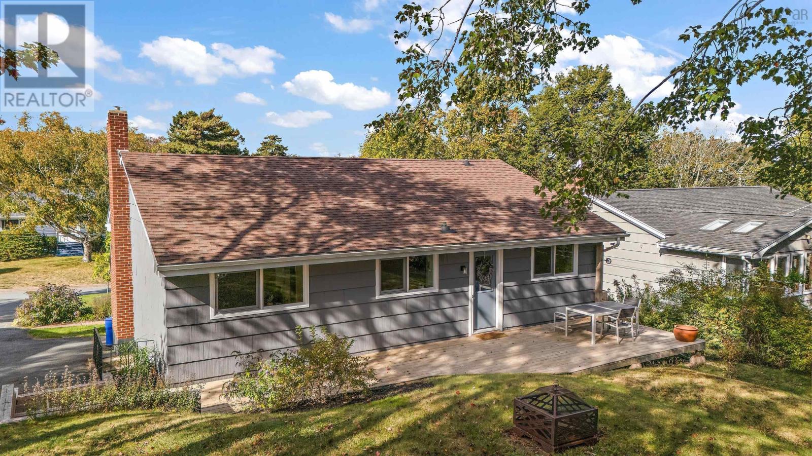 Property 15 of 36 of 24 Canary Crescent