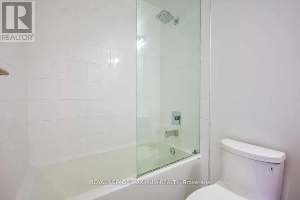#B417 271 SEA RAY AVENUE - 31