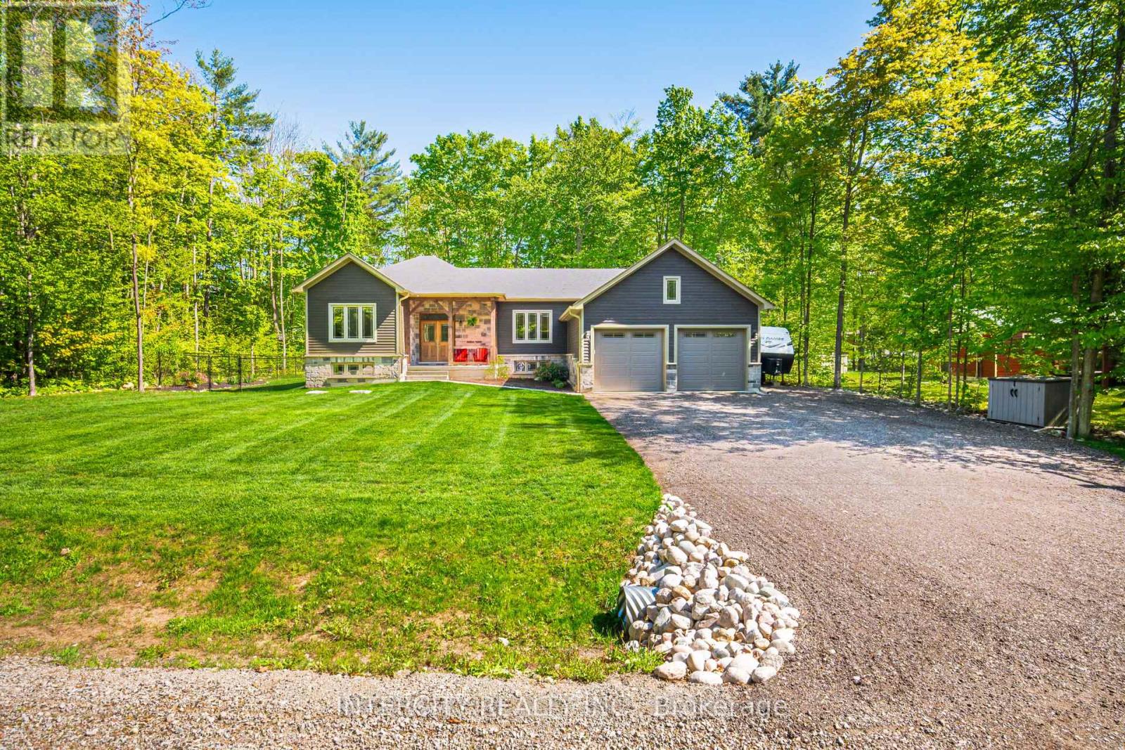 41 TALL PINES DRIVE - 4