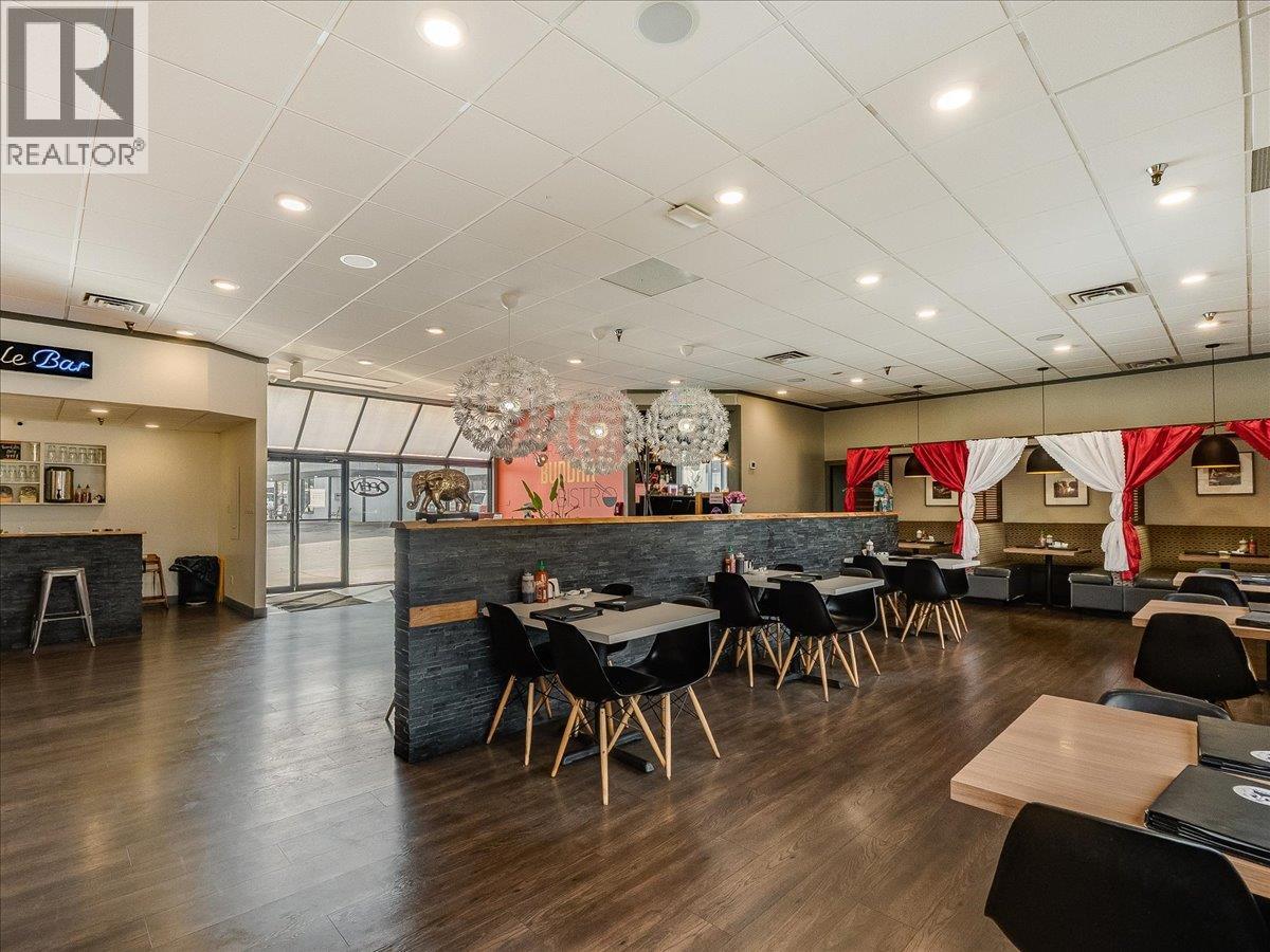 2 1810 8th Avenue, Castlegar