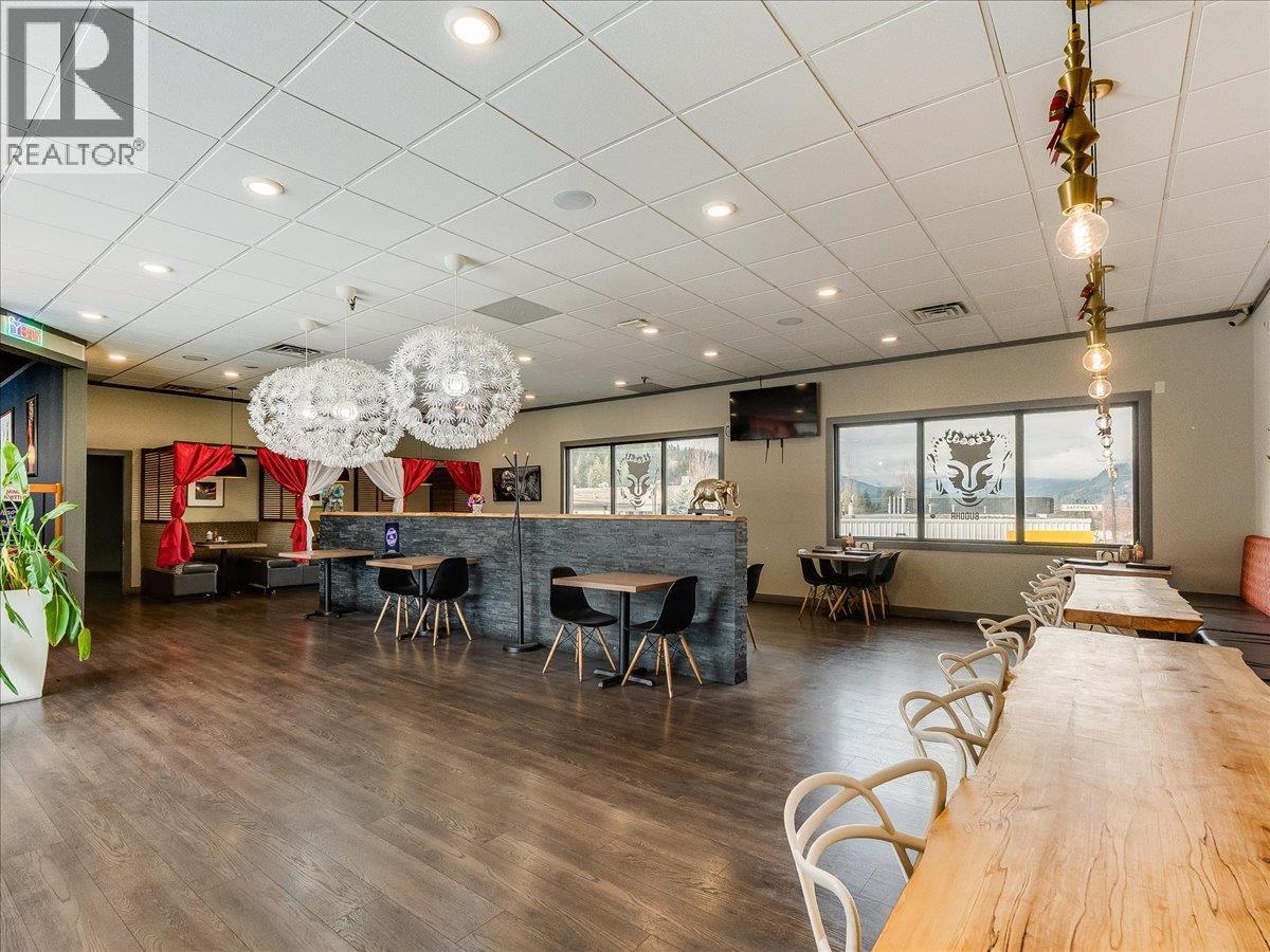 2 1810 8th Avenue, Castlegar