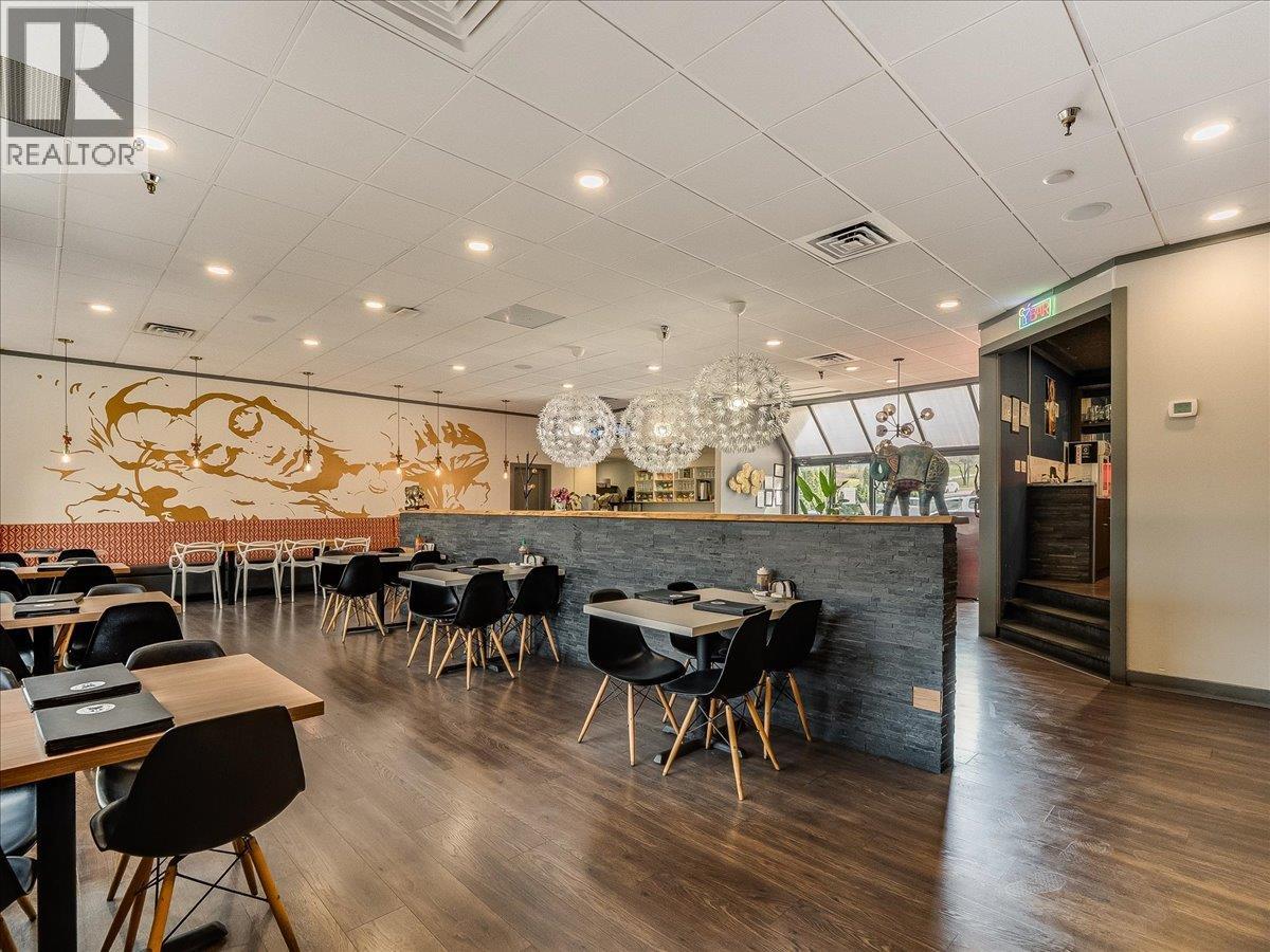 2 1810 8th Avenue, Castlegar