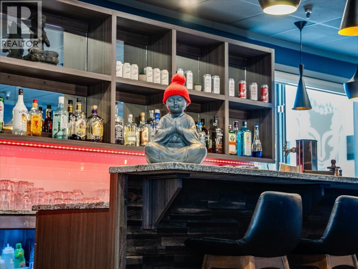 2 1810 8th Avenue, Castlegar