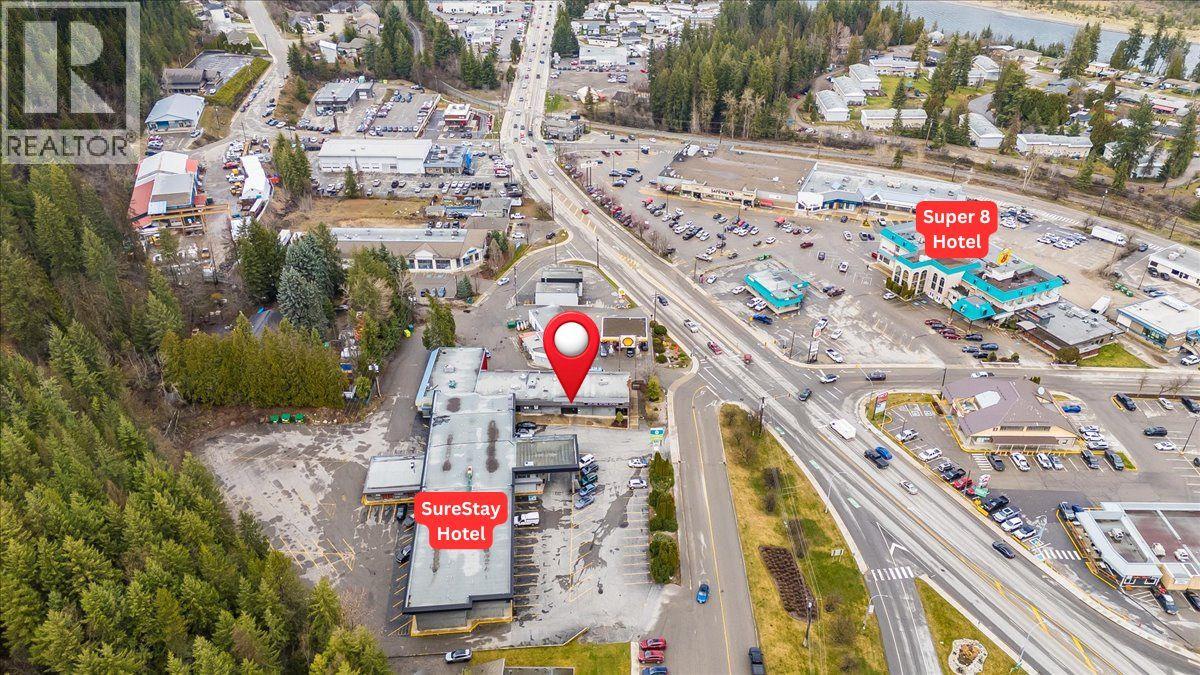 2 1810 8th Avenue, Castlegar