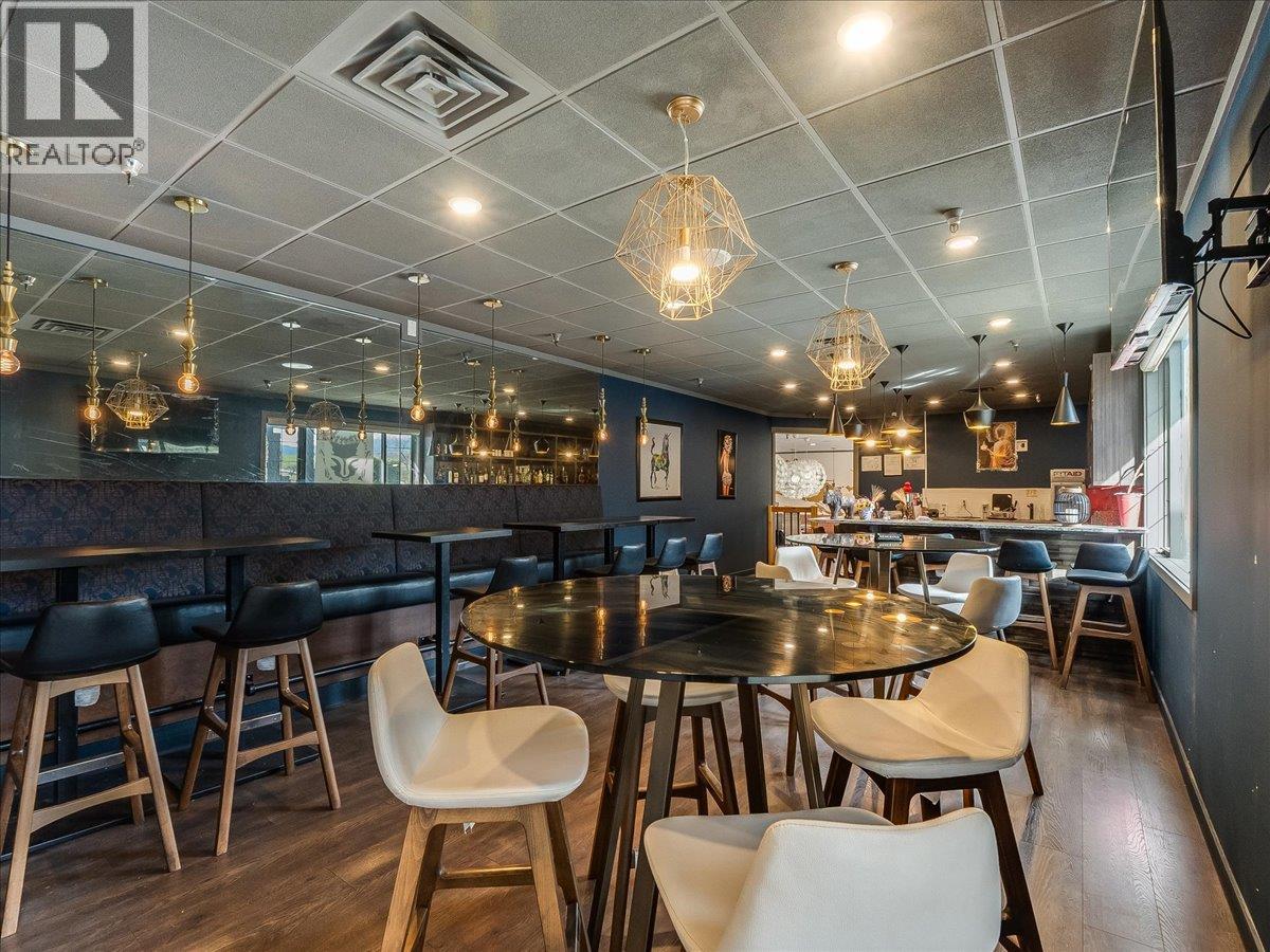 2 1810 8th Avenue, Castlegar