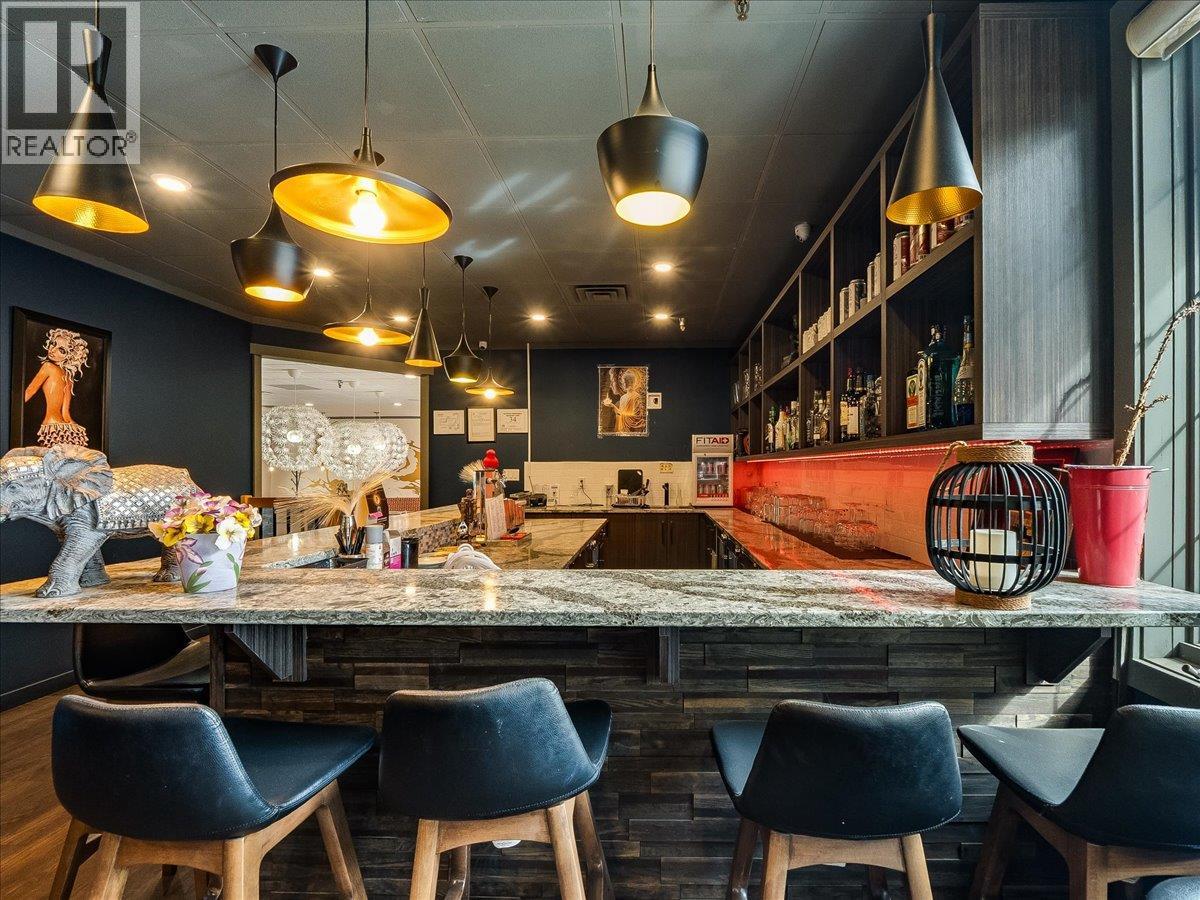 2 1810 8th Avenue, Castlegar