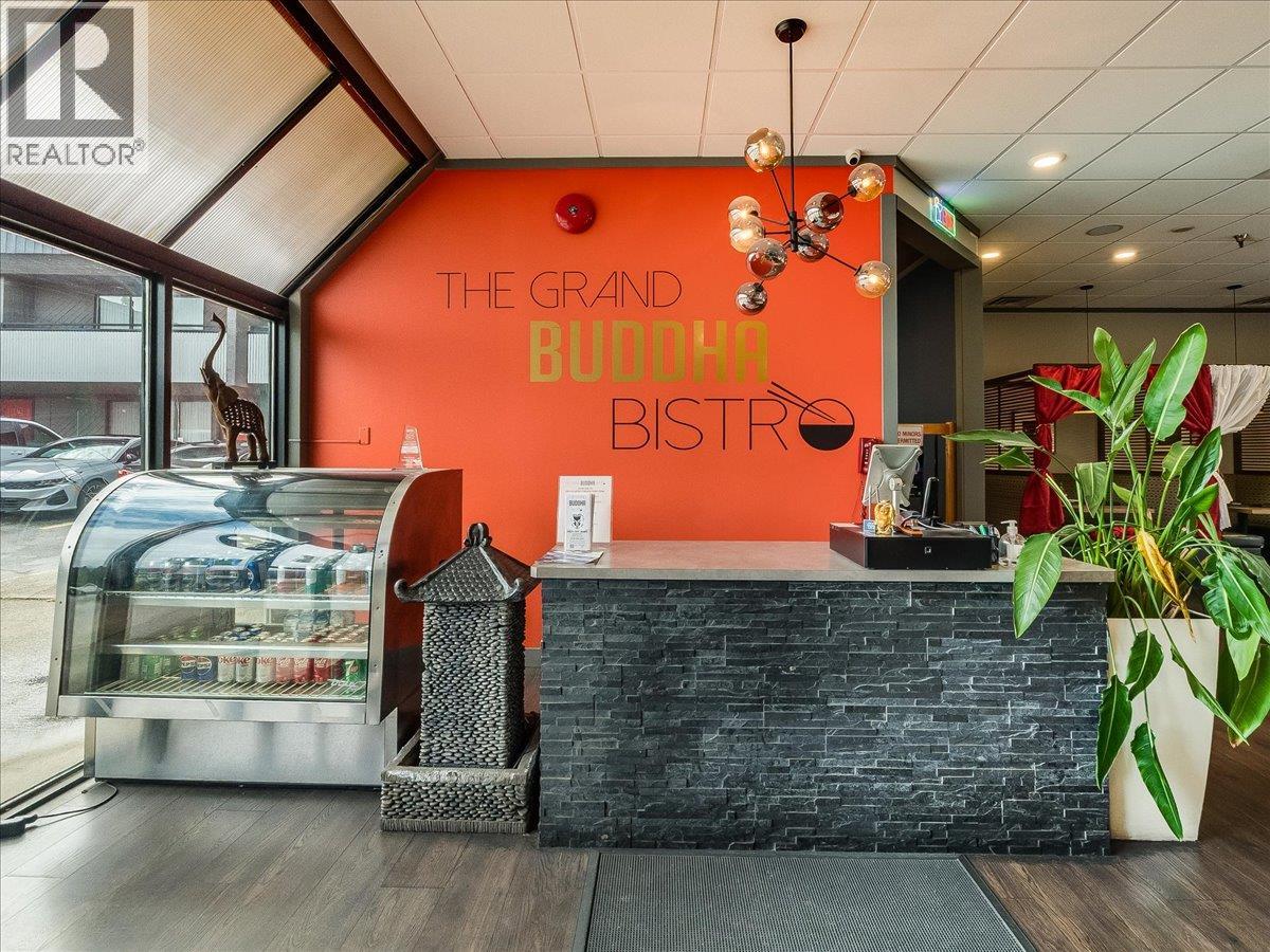 2 1810 8th Avenue, Castlegar