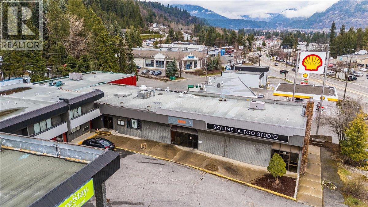 2 1810 8th Avenue, Castlegar