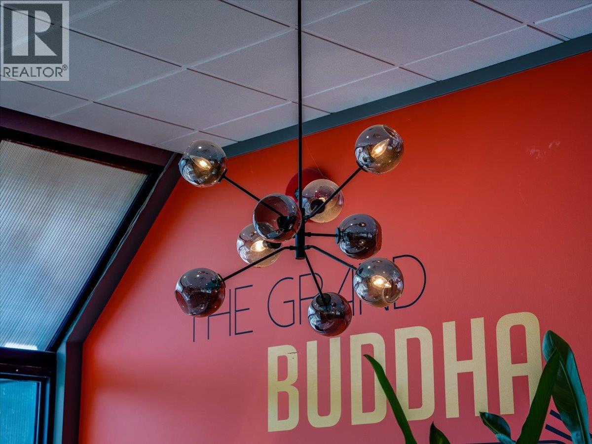 2 1810 8th Avenue, Castlegar