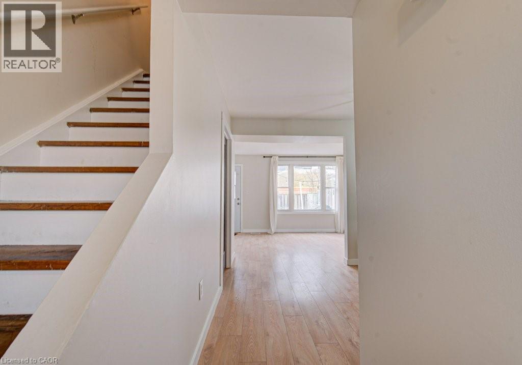 #17 379 DARLING STREET - 12
