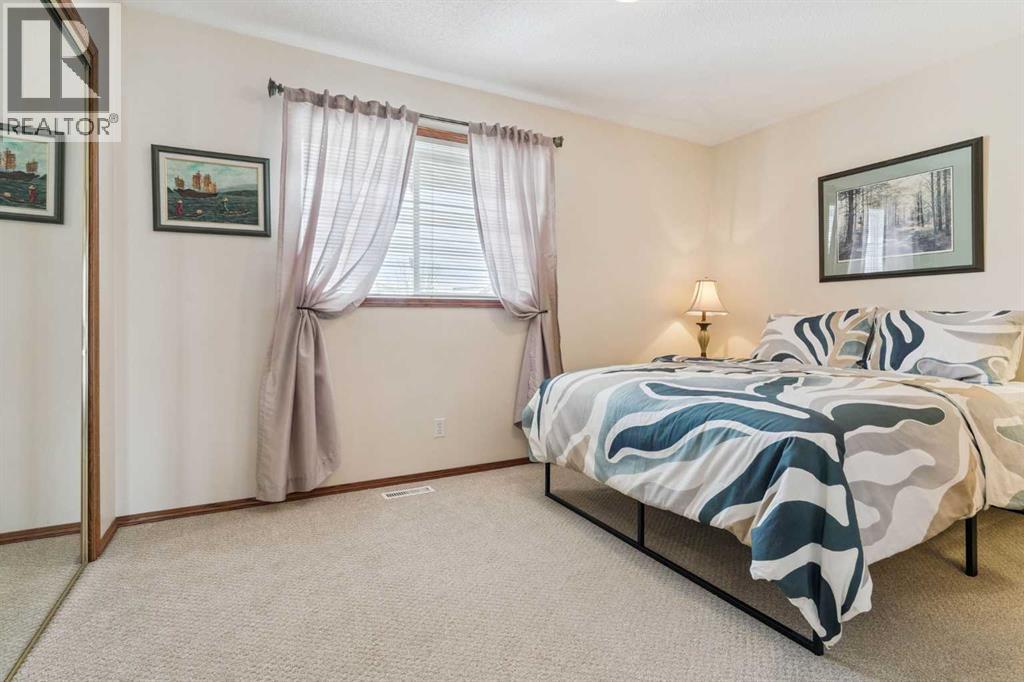 26 Quigley Drive, Cochrane