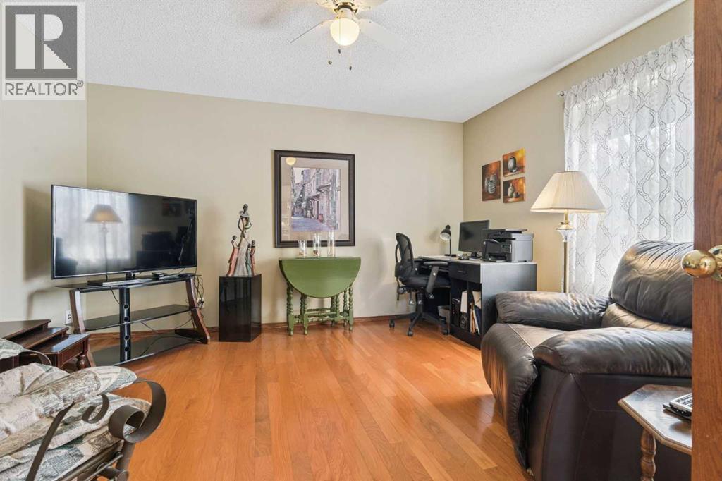 26 Quigley Drive, Cochrane