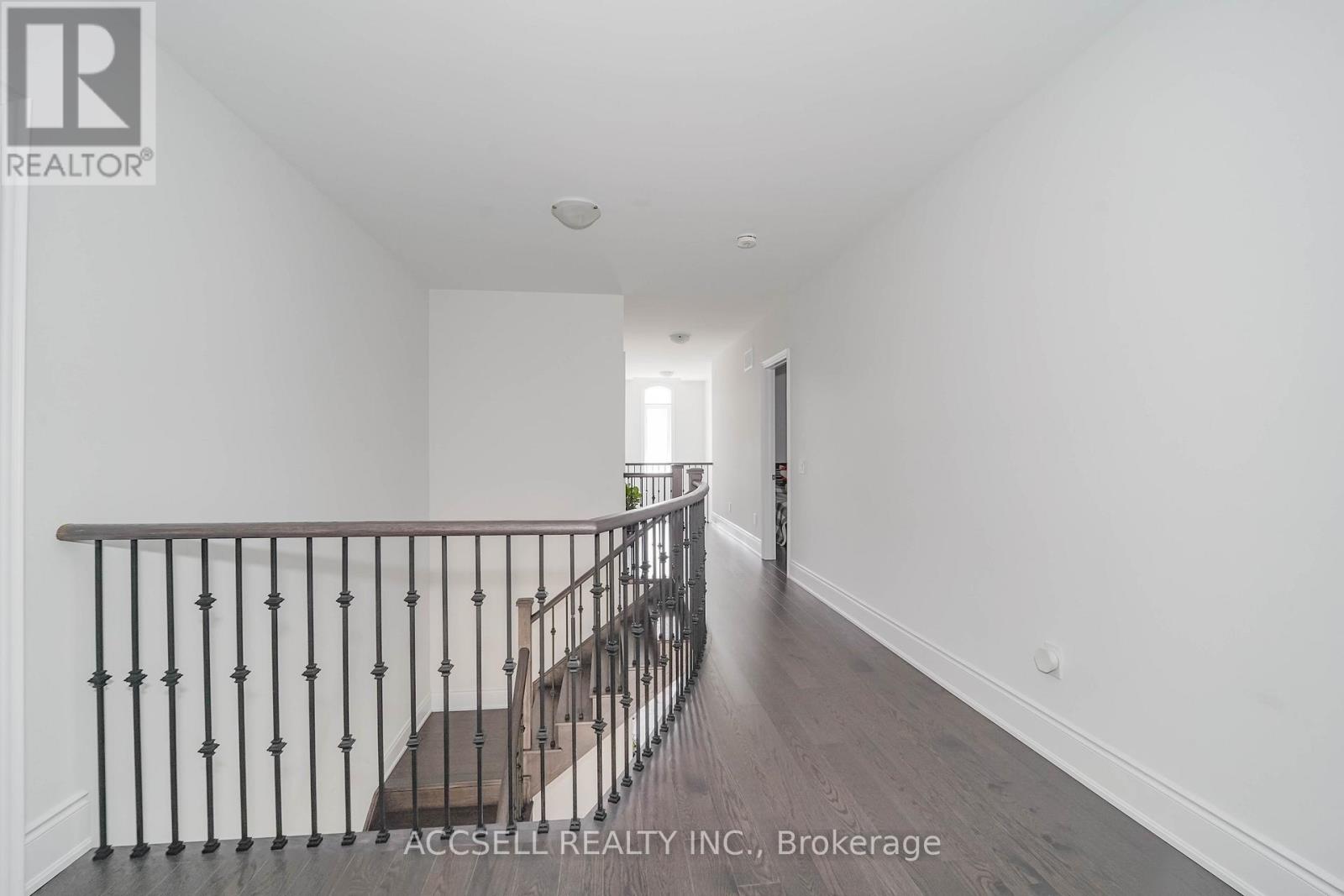 95 JAMES WALKER AVENUE - 32
