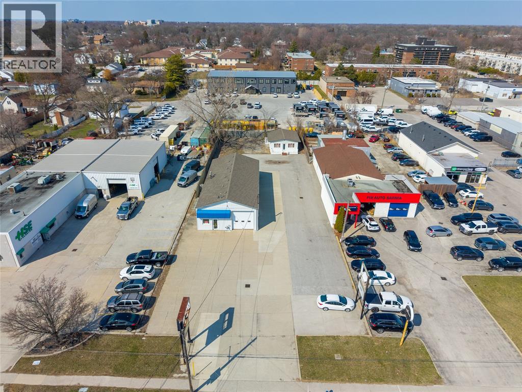 768 CONFEDERATION STREET, Sarnia, Ontario, N7T2E3 — Photo 5